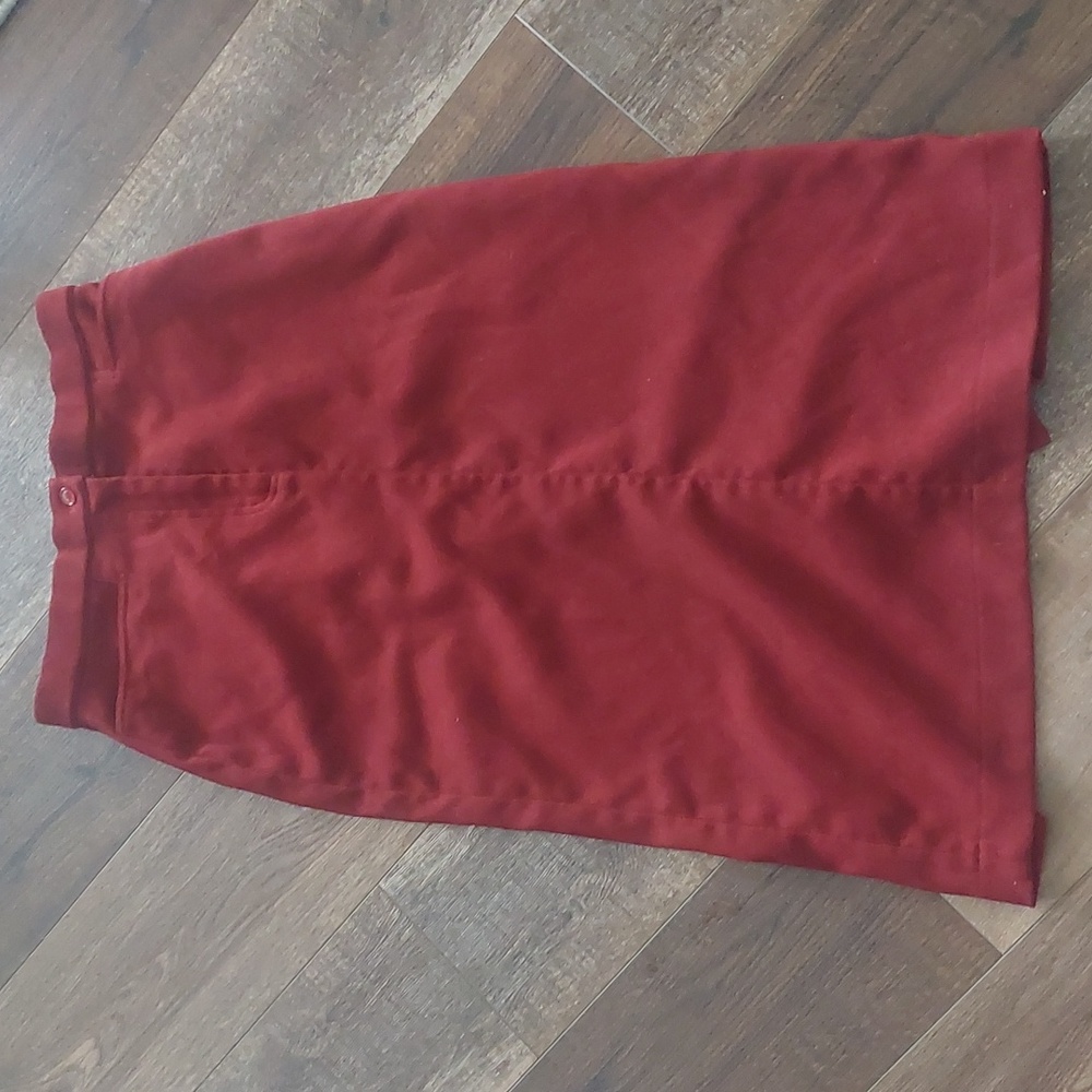Pencil skirt